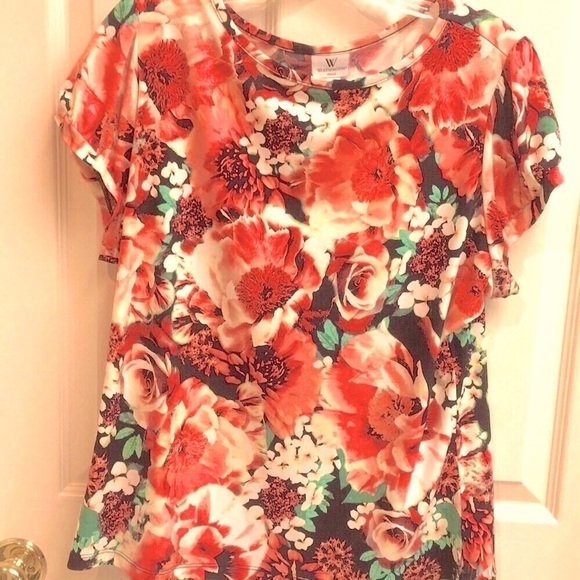 Floral Cap Sleeve Top - Picture 1 of 5